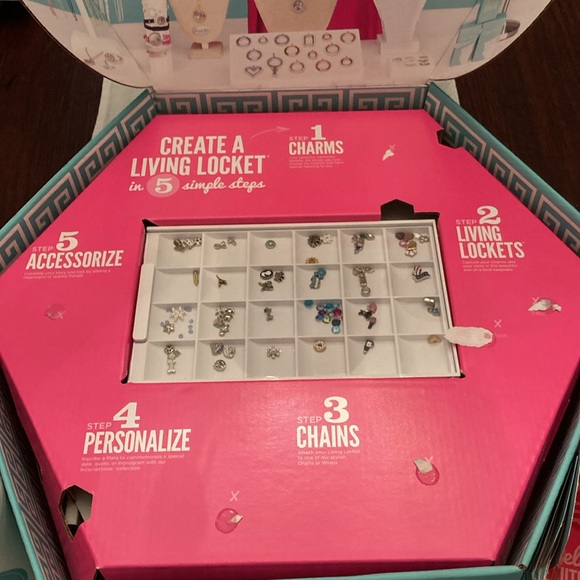 NIB Origami Owl Retired Lot  - Picture 3 of 12